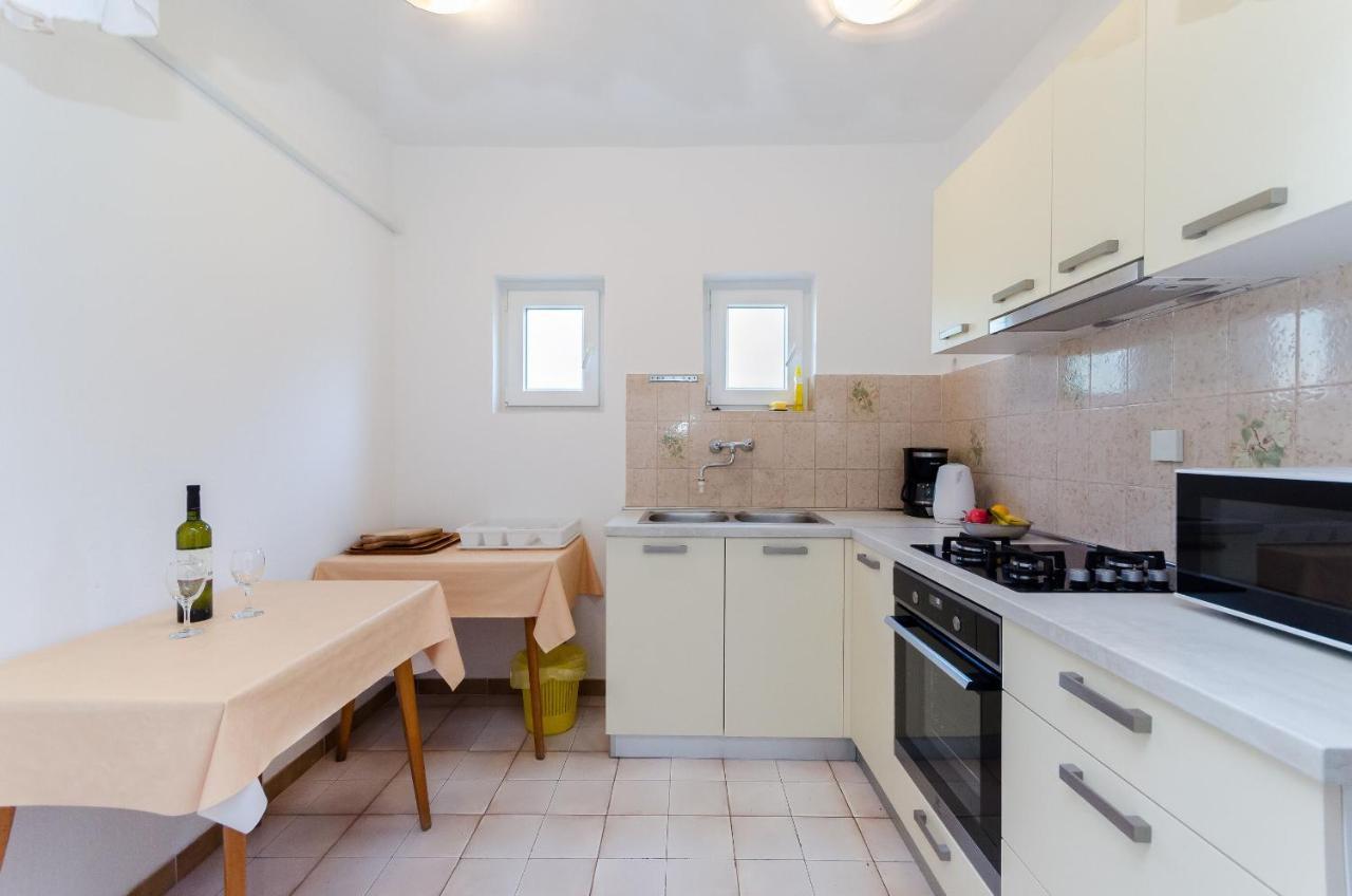 Apartments Luce Lopar Extérieur photo